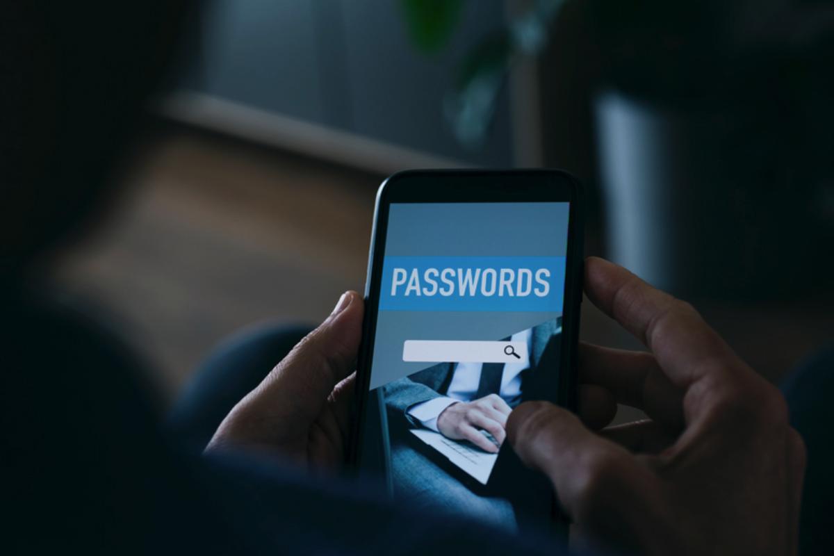 Proteggi facilmente tramite password un file PDF su smartphone